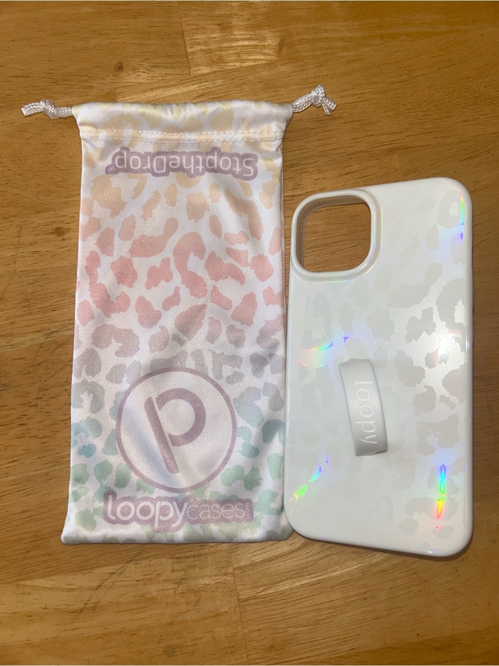 iPhone 14 Loopy Cases - White Holographic Leopard